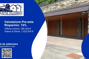 Immobile in asta di 924 m² con più di 5 locali a S