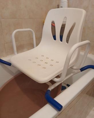 sedia girevole per vasca anziani