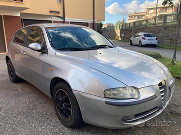 auto alfa 147