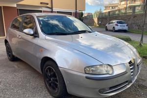 auto alfa 147