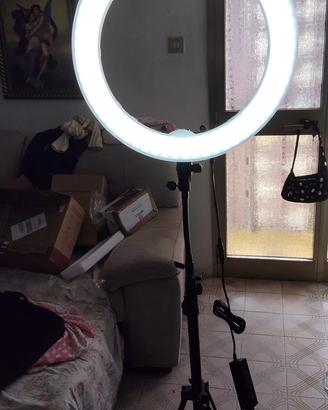 Ring light