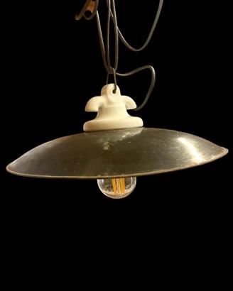 Lampadario d’epoca vintage in metallo e ceramica
