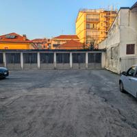 Ampio box in zona centrale