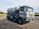 astra-hd7-84-500-con-betoniera-cifa-ry-1300
