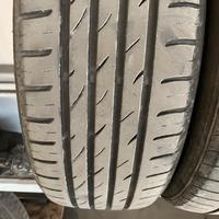 215/55r17 94V