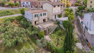 Villa di 143 m² con più di 5 locali e box auto a M