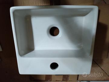 Mini lavabo in ceramica 