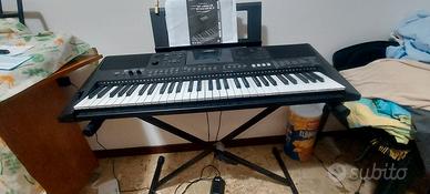 Tastiera Yamaha E 463