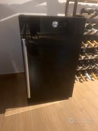 Cantinetta vini Hoover