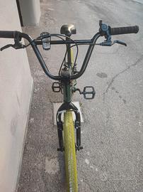 BICICLETTA BMX Btwin WIPE 500 20" Decathlon