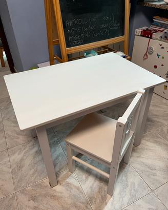 Tavolo e sedia per bambini