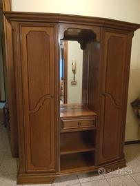 Set Mobili Classici in Legno