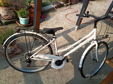 bicicletta da donna pari al nuovo
