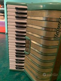 Fisarmonica Marchesa Hohner 120 bassi