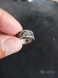 anello in argento Gucci