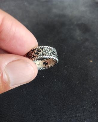 anello in argento Gucci