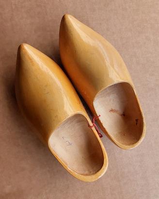 Zoccoli in legno, artigianato Olanda