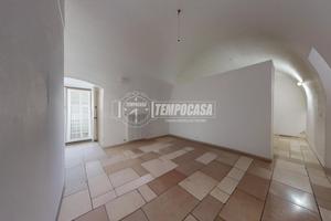 NUOVO PREZZO! Bivani zona centrale - IDEALE PER IN