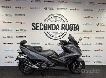 Kymco AK 550