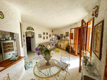 PORZIONE DI QUADRIFAMILIARE A FALCONARA ALBANESE