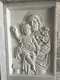 Sculture religiose realizzate sul marmo