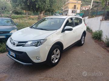 TOYOTA RAV4 4ª serie - 2014