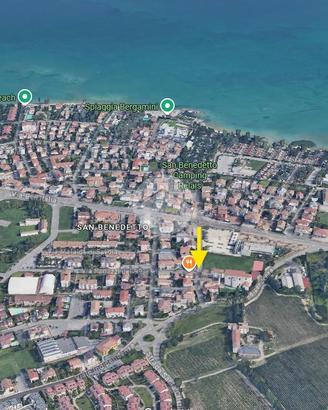 2 LOCALI A PESCHIERA DEL GARDA
