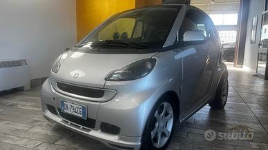 SMART ForTwo 1000 62 kW coupé pulse BRABUS