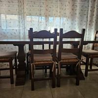tavolo cucina e credenza