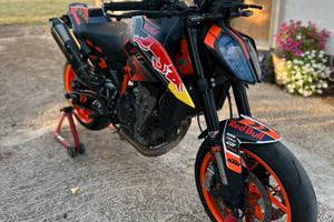 KTM DUKE 890R tech pack