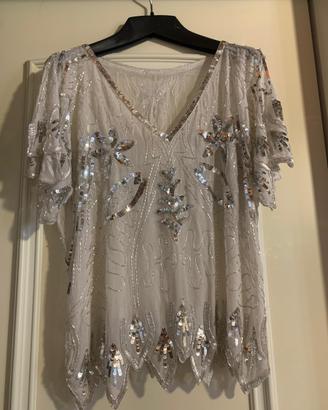 Camicetta elegante nuova