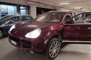 Porsche Cayenne 4.5 V8 2003 GPL  