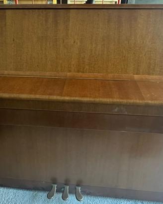 Pianoforte furstein farfisa