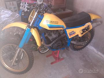 Suzuki DR 500 - 1982
