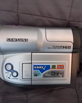 Video camera SAMSUNG 880x digital zoom
