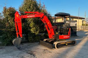 E214 ESCAVATORE HITACHI 35 Q