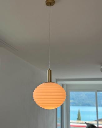 Set di Due Eleganti Lampadari (Trattabile)
