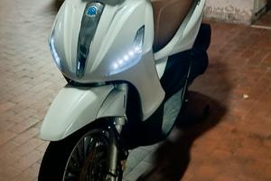 Piaggio Beverly 300 abs 03/2019  Km. 10.000