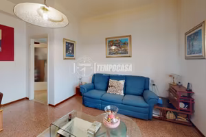 LUMINOSO BILOCALE CON BOX IN ZONA TRANQUILLA A MAG