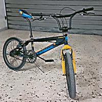 Bicicletta BMX