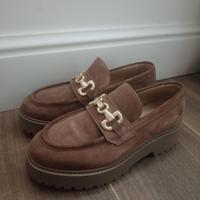 mocassino in camoscio 