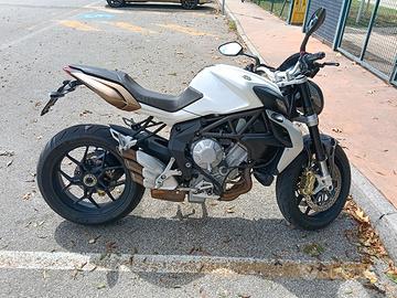 MV augusta 695