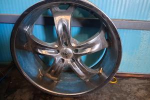 cerchi 22 pollici  boss