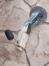 pompa  Burgman 400 k7