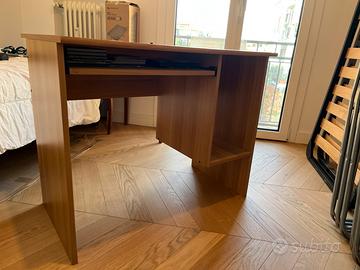 Scrivania per bambini, PC studio