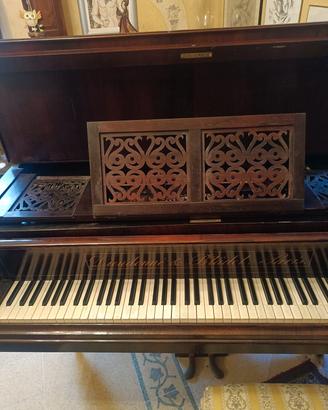 Pianoforte antico a coda