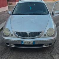 Lancia lybra 1.9