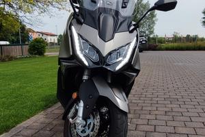 Kymco AK 550 Premium 