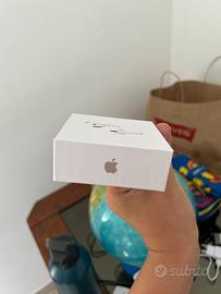 Airpods 4 ANC