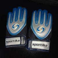 Due paia di guanti portiere Sportika